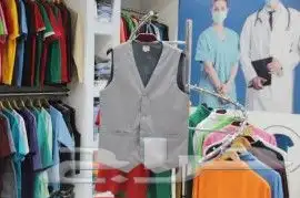 تصميم وتنفيذ الزي الموحد جميع الكميات والمقاسات 3