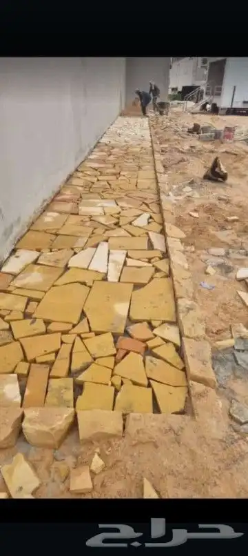 مباني تراث حجر وطين وسقواف وترميمت البيوت القديمه وتليوست 1