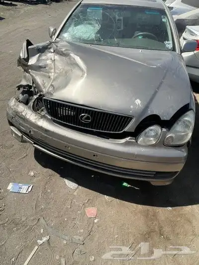 لكزز 300 GS للبيع قطع غيار 5