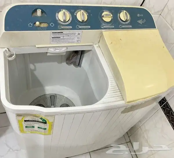 غسالة LG مستعمل نظيف جودة ممتازة 2