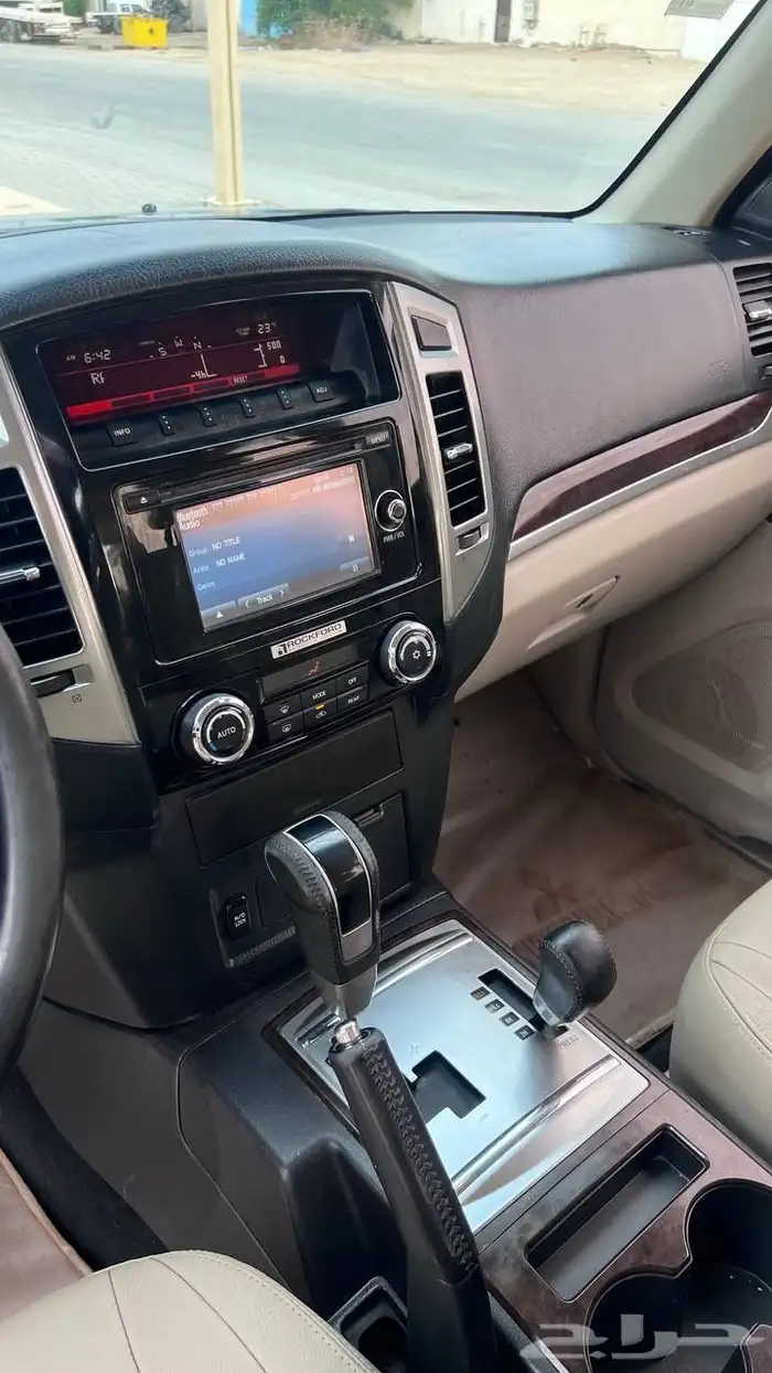 باجيرو 2016 GLS دفلك ثلاجة مكيفين تماتيك مكينة 3.8 27