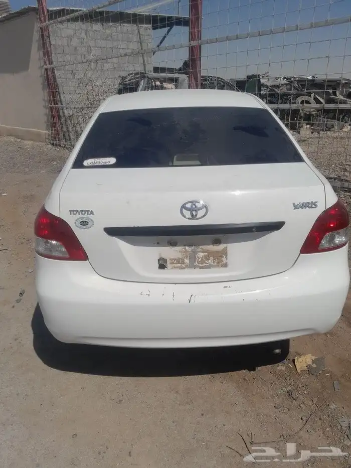 يوجد لدينا جميع انواع الشمعات السيارات وقطع غيار السيارات 9