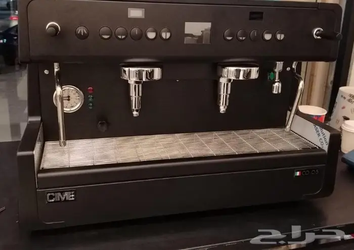 ثلاجات عرض صانعات ثلج 32