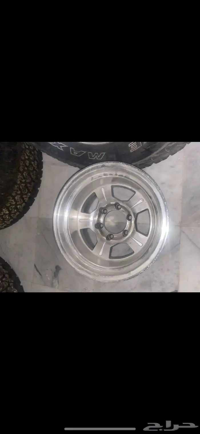 جنوط 6 مسامير 10 انش وكفرات ماكسس نص حجري جديدة 6