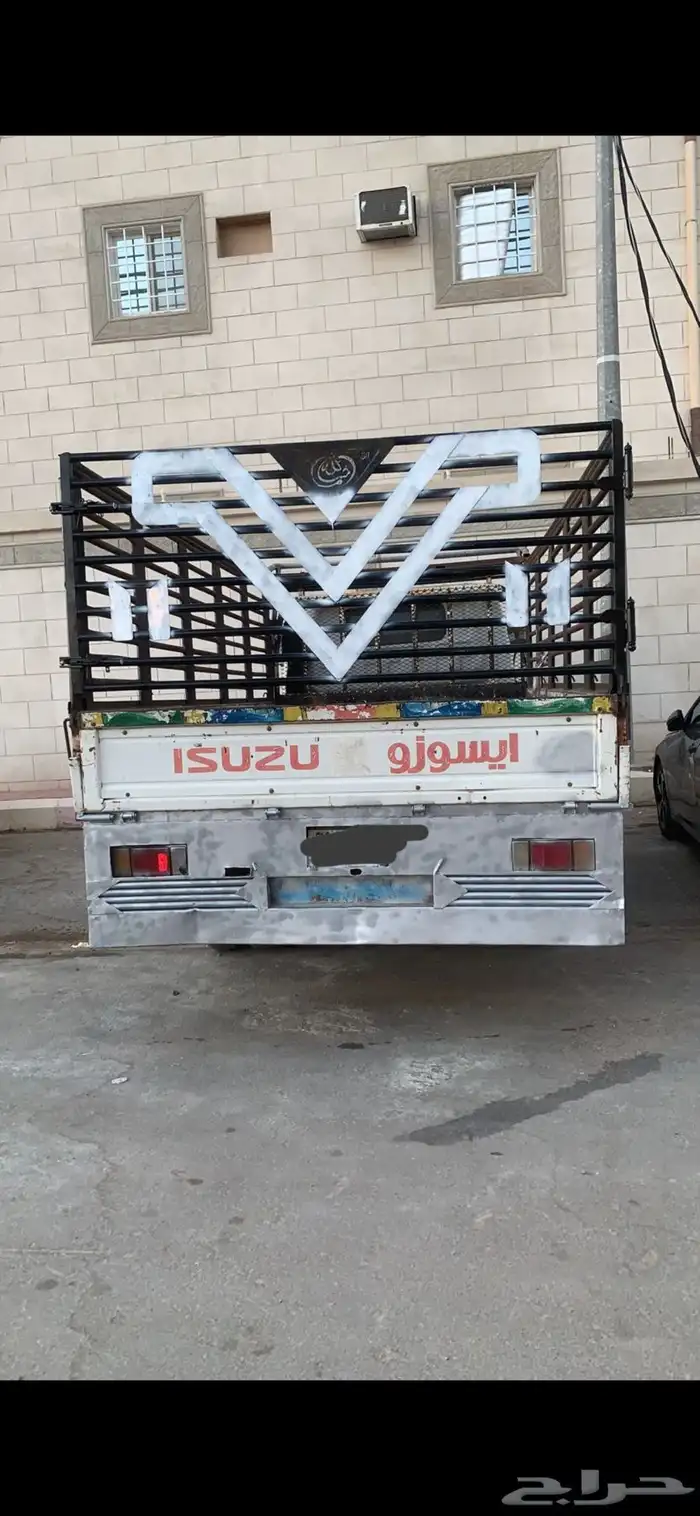 4دينات ايسوزو جامبو للبيع 15