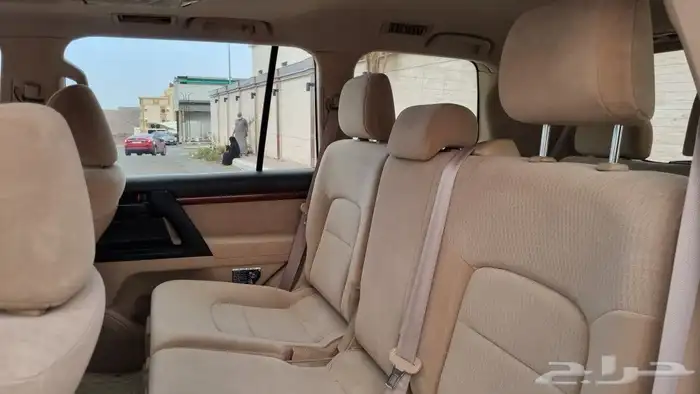 تم البيع الله يبارك للمشتري 33