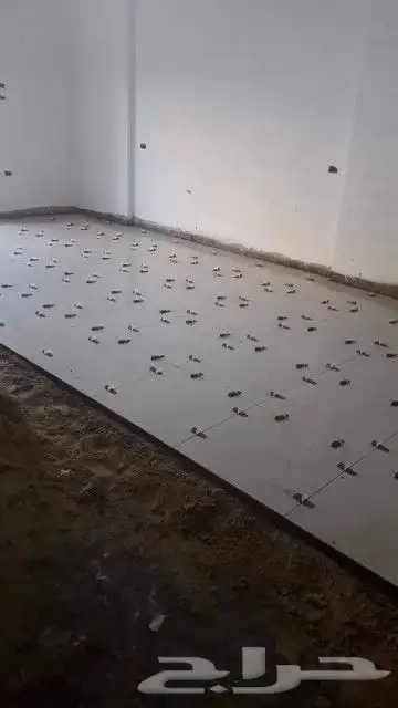 مبلط سيراميك ورخام حمامات مطابخ احواش ديوكرات بديل رخام 1