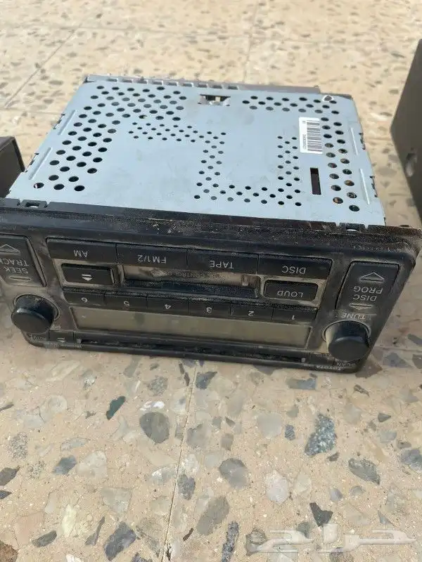 راديو سيارة وفيديو واشرطة فيديوا وكاسيت وجهاز للأطفال وتلفون 0