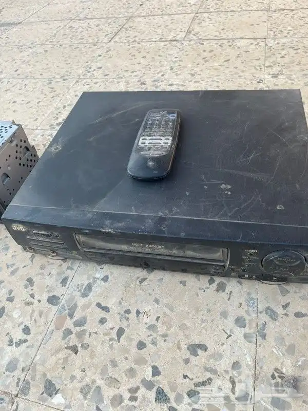 راديو سيارة وفيديو واشرطة فيديوا وكاسيت وجهاز للأطفال وتلفون 1