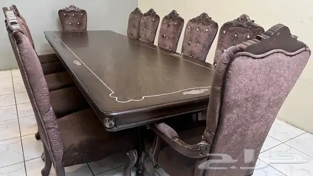 طاولة إجتماعات أو طعام كبيرة مع دولاب وتسريحة 2