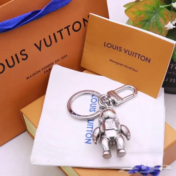 تعاليق سيارات سوارفسكي 5