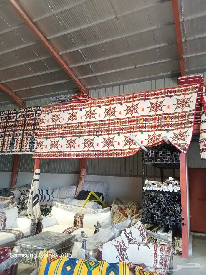 طاولات وكراسي 16