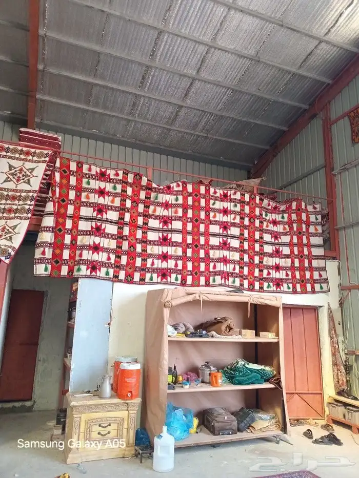 طاولات وكراسي 14