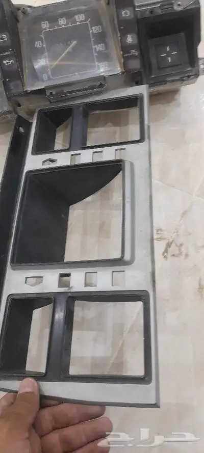 عداد طبلون داتسون مديل 81 و82 مع الظفيره نظيف 0