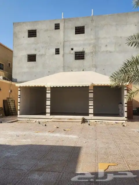 خيام ملكية 0