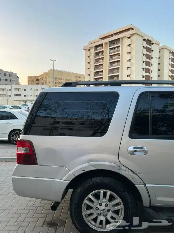 فورد اكسبديشن 2010 13
