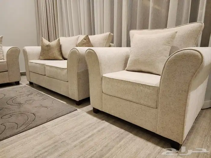 تفصيل كنب وستائر وجلسات ارضيه وتنجيد جميع المديلات 0