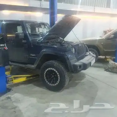 قطع غيار تشليح جيب رانجلر  JK  JL 7