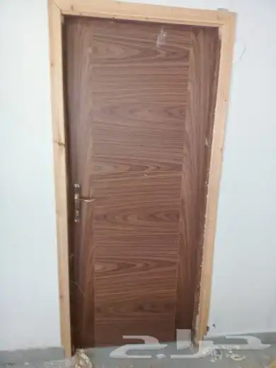 ابواب خشب للبيع مستعمل نضيف 3