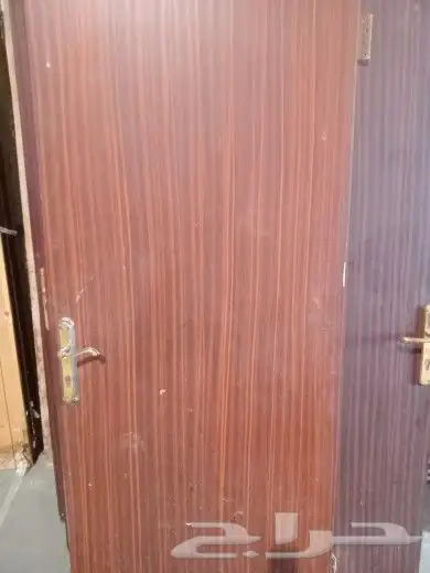 ابواب خشب للبيع مستعمل نضيف 0