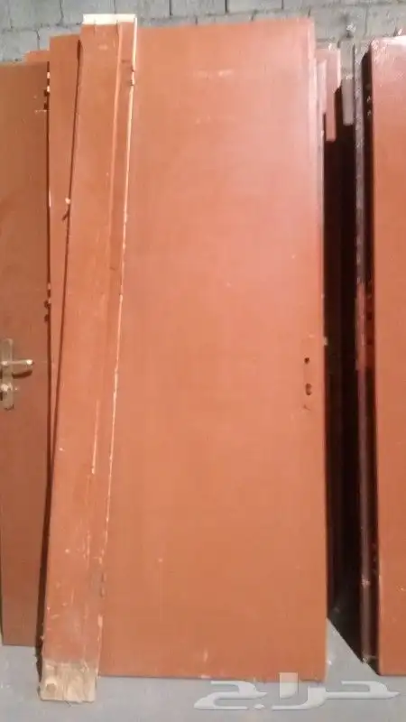 ابواب خشب للبيع مستعمل نضيف 9