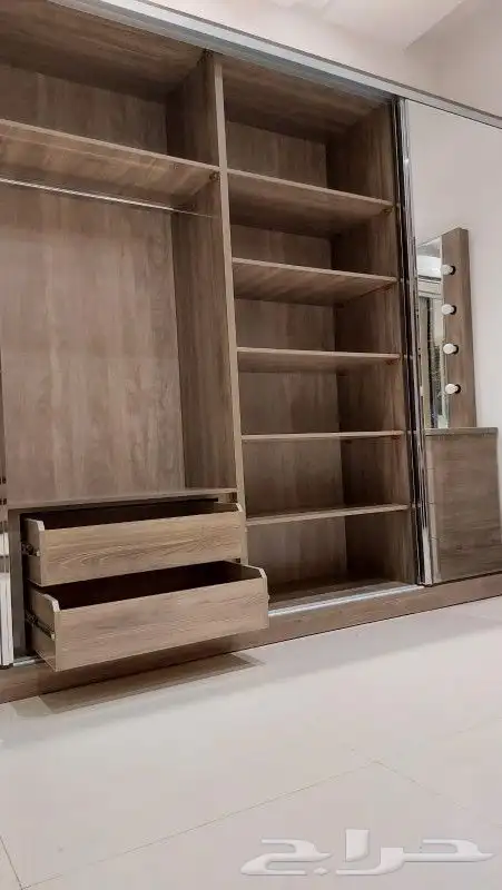 تفصيل دولاب ملابس تفصيل تسريحه تفصيل الأسرة 3