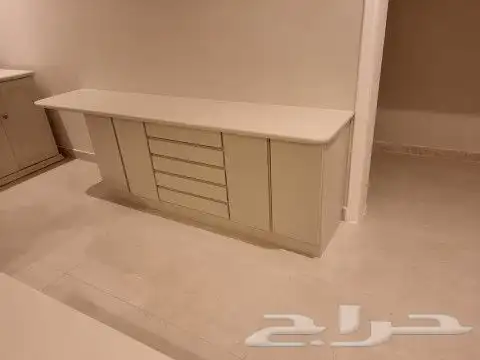 دهانات دواليب تسريحه كومدينو طاولات سفره كراسي 5