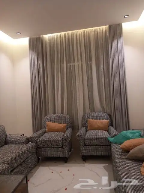 تنجيد كنب و تفصيل ستائر 4