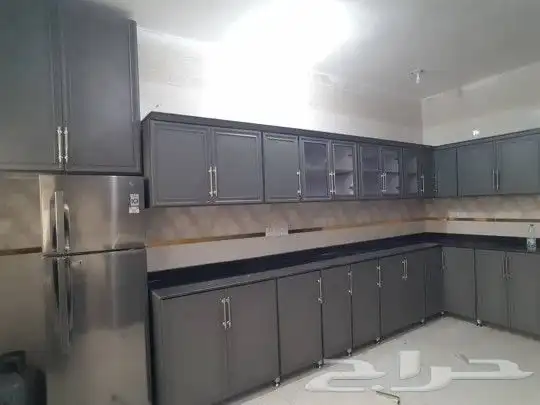 تفصيل وترميم مطابخ تفصيل أبواب و شبابيك المنيوم 0