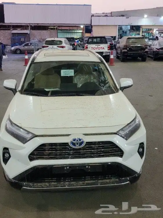 تويوتا راف فور هايبرد 2025 16
