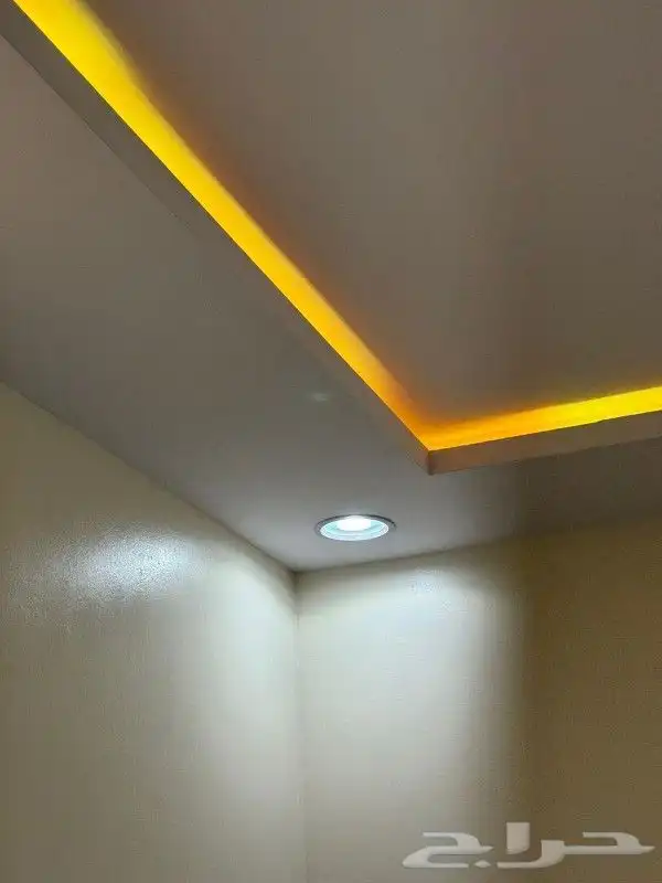 يوجد جميع الفنين للكهرباء والسباكه والريسفروTv 7