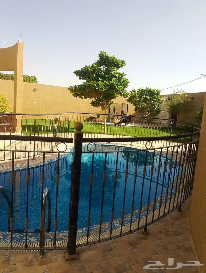 يوجد جميع الفنين للكهرباء والسباكه والريسفروTv 1