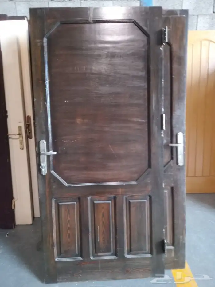 ابواب خشب للبيع مستعمل نضيف 5