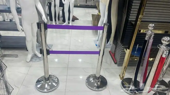 عمدان حواجز تنظيم ممرات فضي ذهبي سحاب 2