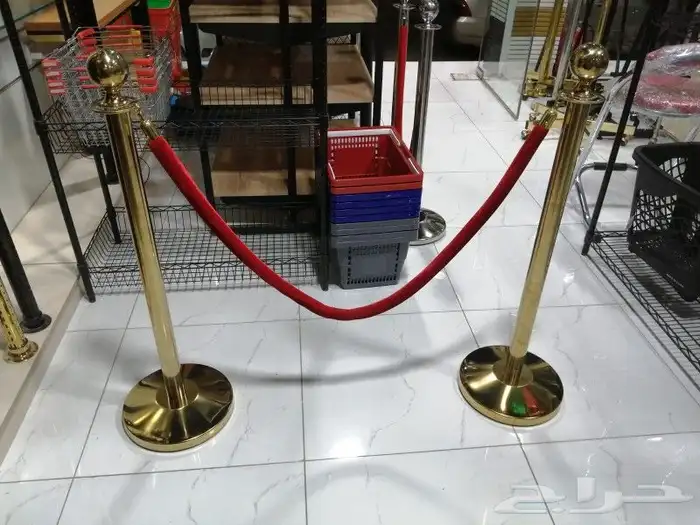عمدان حواجز تنظيم ممرات فضي ذهبي سحاب 8
