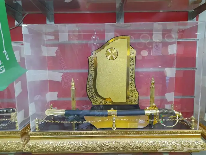 دروع تكريم دروع مكتبية دروع كريستال دروع خشبية قلادات تكريم 14