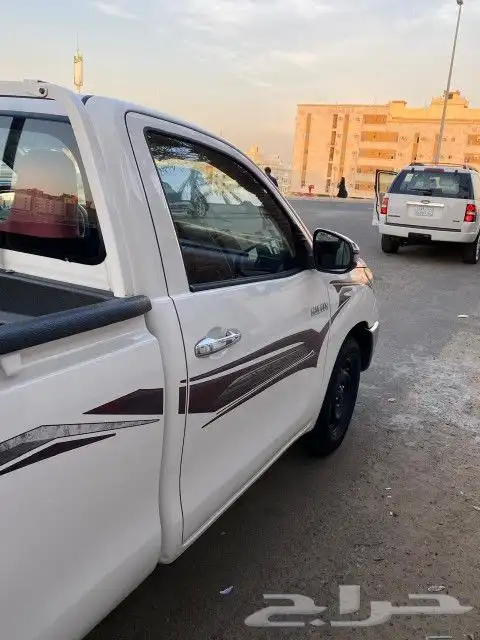 هايلوكس 2018 وكاله تم البيع تم البيع 4