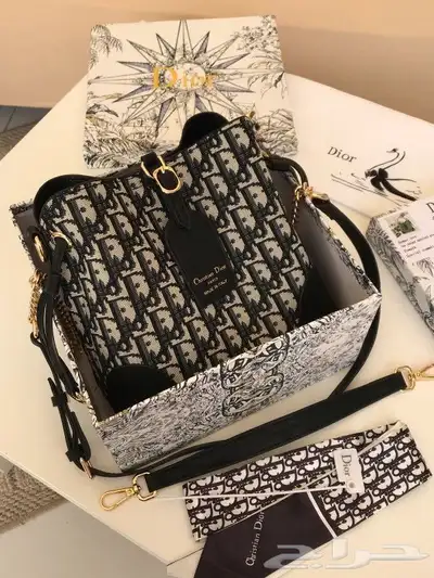 شنطة ماركة ديور 3