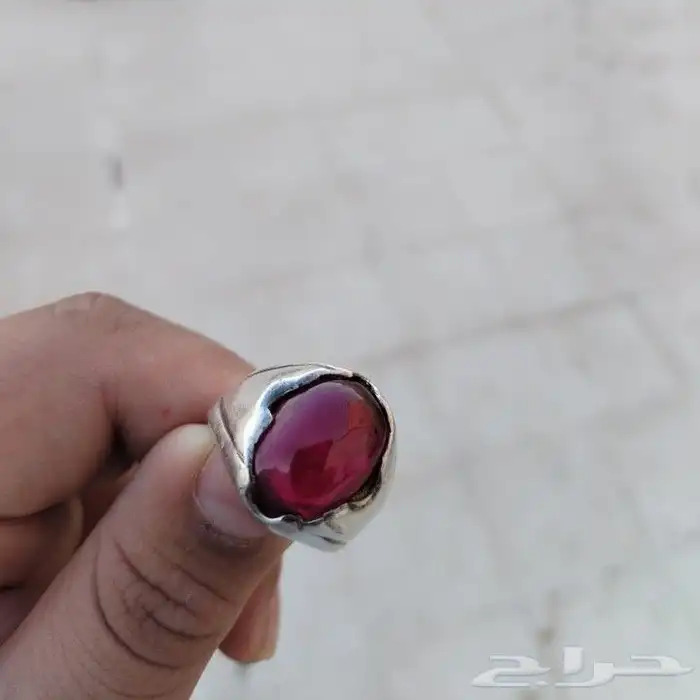 احجار كريمة وخواتم 2
