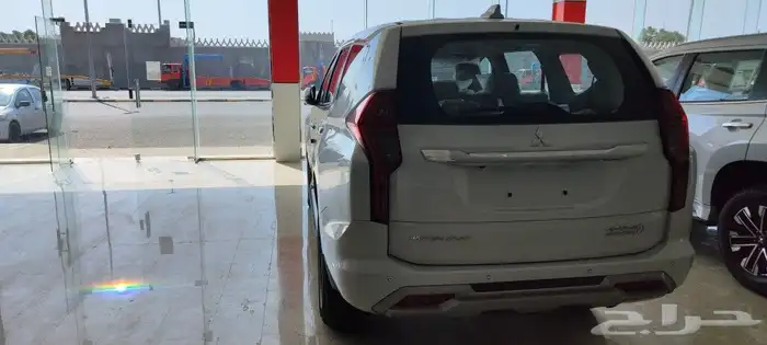 متسوبيشي مونتيرو M-Line ديزل دبل دفلوك 1