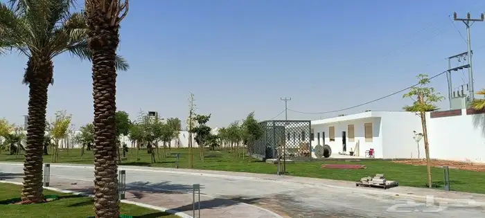 تحت رعايه المهندس 2