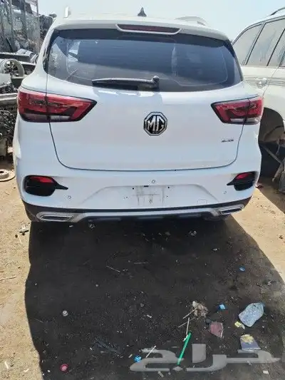 يوجد قطع غيارفقط السيارات تشليح ام جي Zs موديل 20فل كامل 0