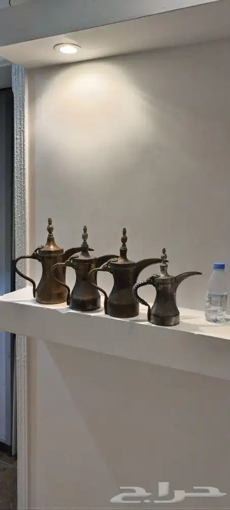 دلال قرشيات قصتها تقريبا وحده مشروطات 0