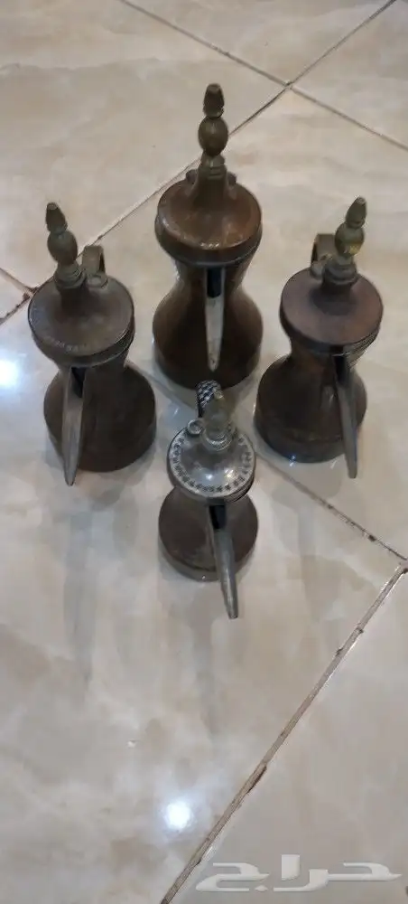 دلال قرشيات قصتها تقريبا وحده مشروطات 5