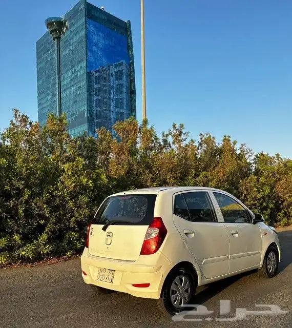 هونداي سيدان موديل 2014 بحاله جيده 9