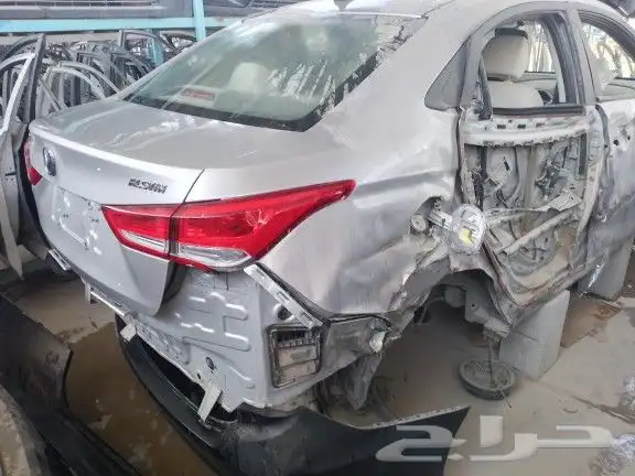 بيع قطع غيار السيارات صينيه شانجان السفن 2022تشليح مرفد فرع 2