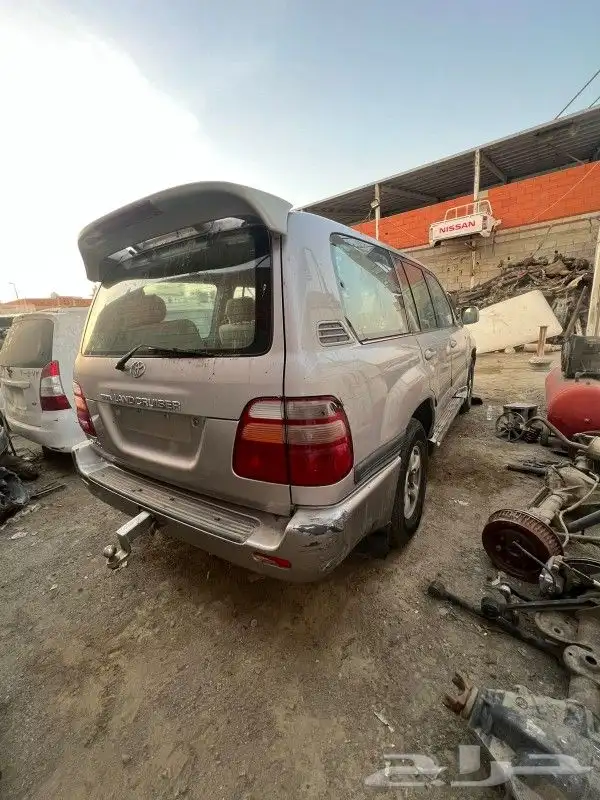 قطع غيار جيب لاندكروزر جي اكس ار 2002 مكة 3