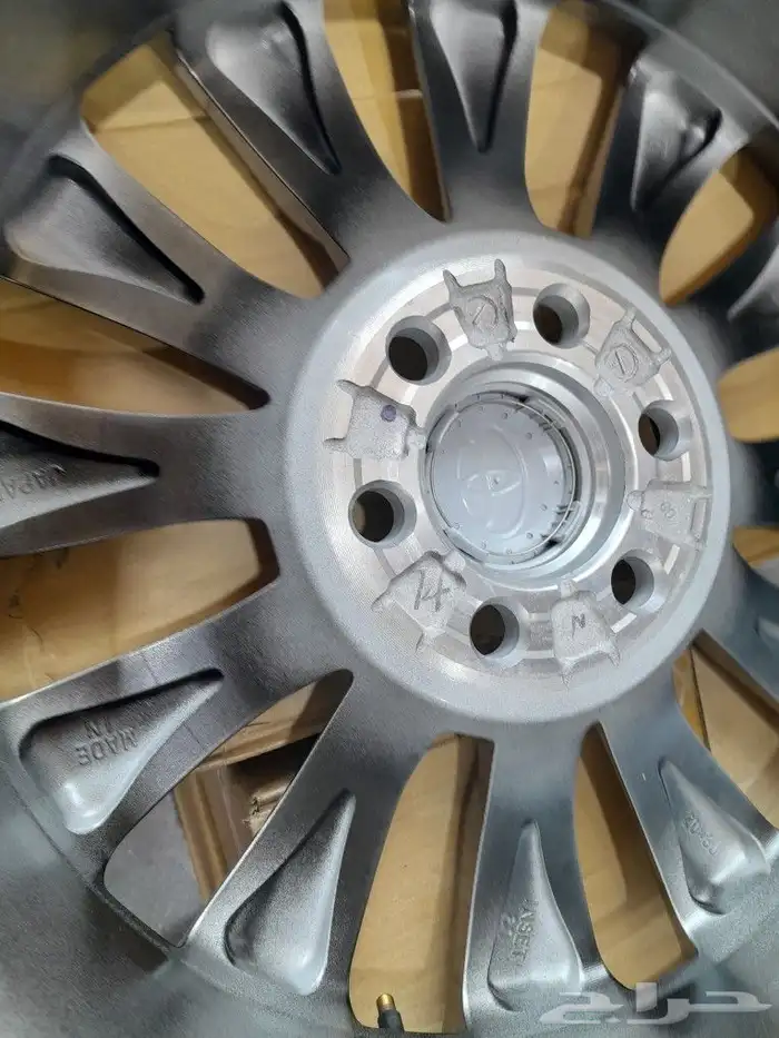 جنوط جيب لند كلوزر اصلي مقاس 20موديل 2024 2