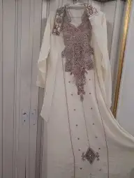 فستان مقاس اكس لارج جديد لم يلبس ولا مرة ثلاثه قطع 4