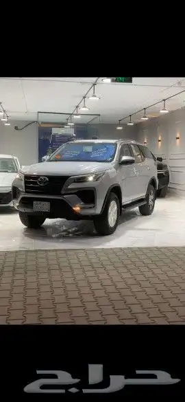 اسعار تنافسيه واسطول متنوع لدى  الشارقة لتأجير السيارات 2